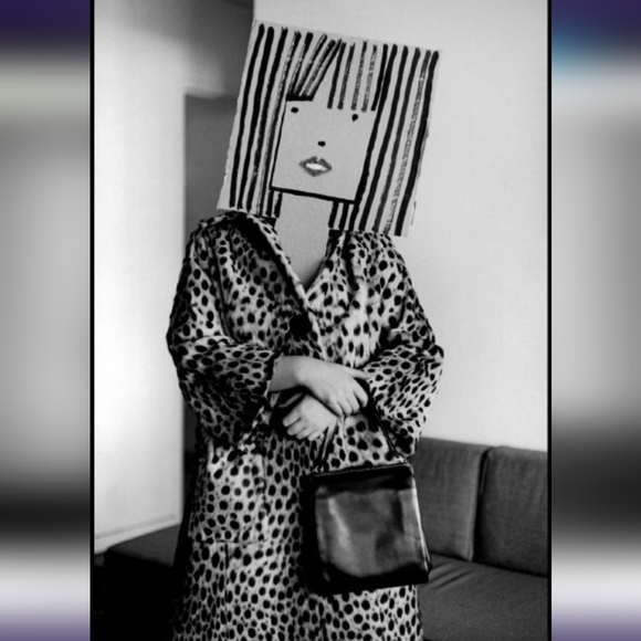 Meet your Posher, behindthecouch - Picture 1 of 1